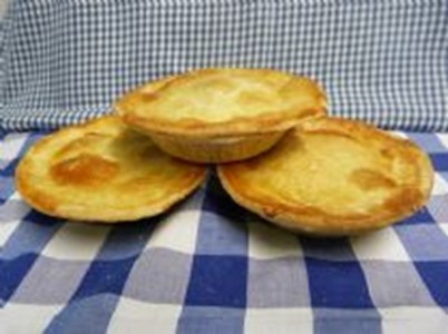 Small Mince and Onion Pie